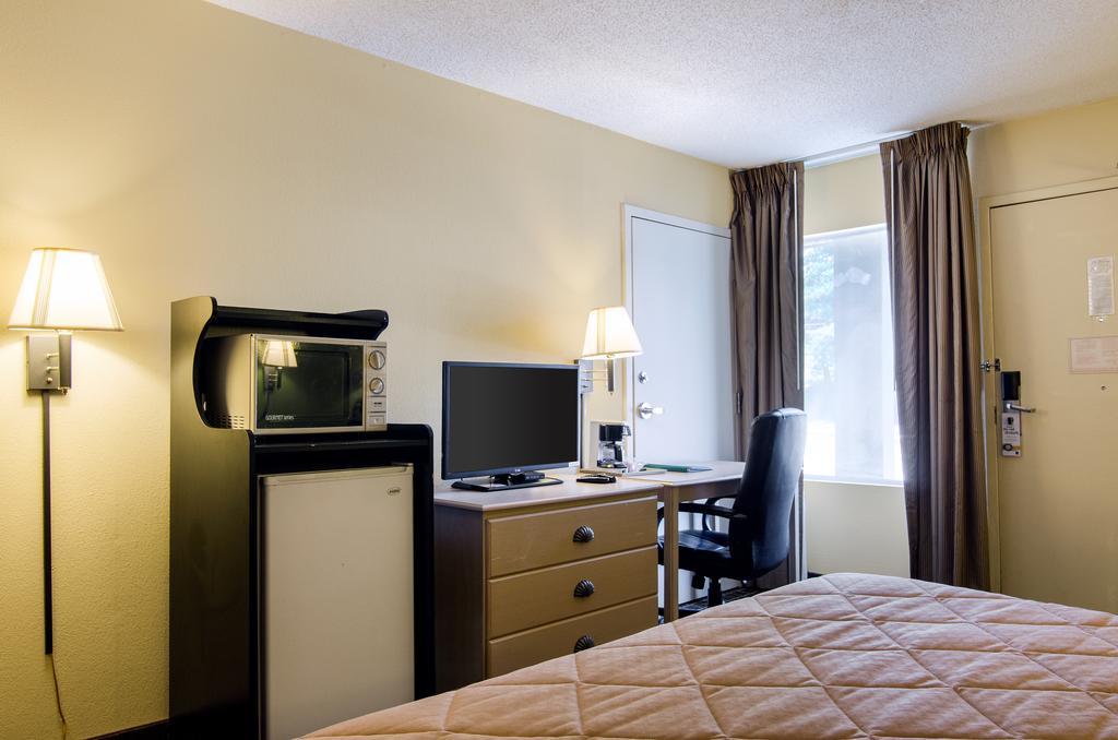 Quality Inn Merriam Kansas 외부 사진