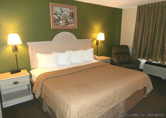 Quality Inn Merriam Kansas 외부 사진