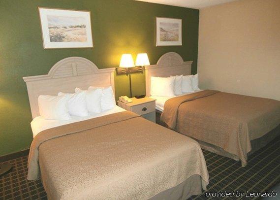 Quality Inn Merriam Kansas 외부 사진