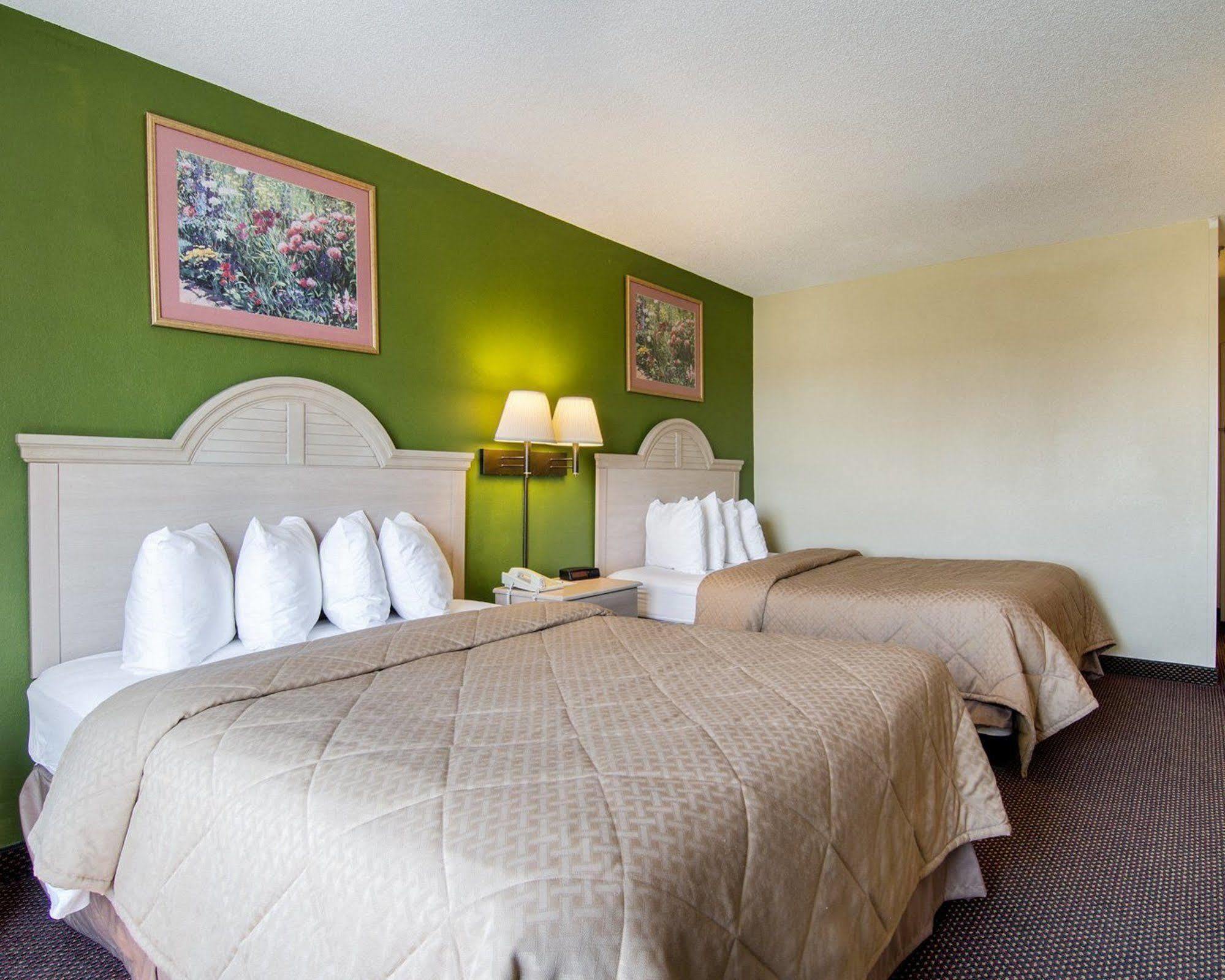 Quality Inn Merriam Kansas 외부 사진